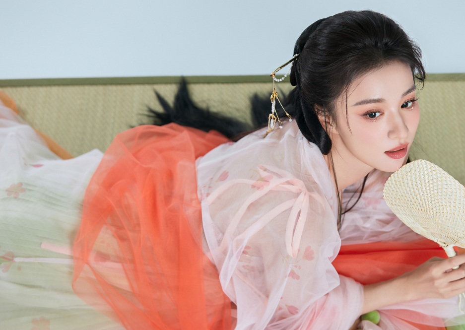合肥好赚钱的ktv急招模特啦！